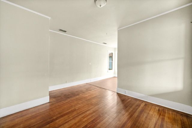 1402 W 1st Avenue, Corsicana, TX 75110