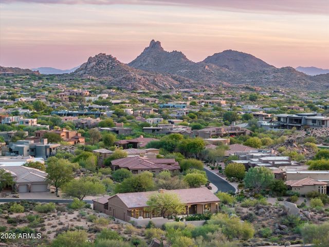 10914 E CINDER CONE Trail, Scottsdale, AZ 85262