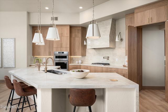 10914 E CINDER CONE Trail, Scottsdale, AZ 85262