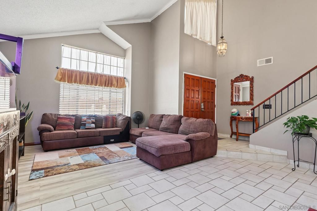 2055 Stillman Pl, San Diego, CA 92139 — photo 5