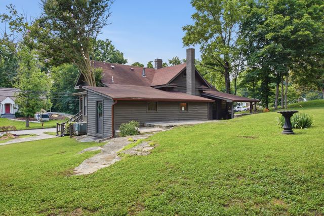 700 Mitchell Ave, Columbia, TN 38401