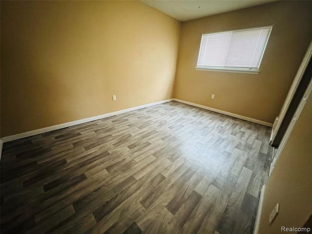 27059 Jeannette Court, Taylor, MI 48180