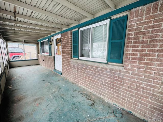 27059 Jeannette Court, Taylor, MI 48180