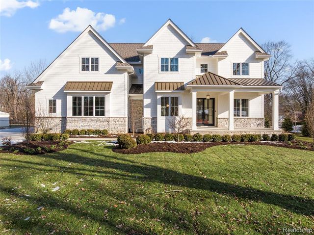 2802 Heathfield Road, Bloomfield Hills, MI 48301