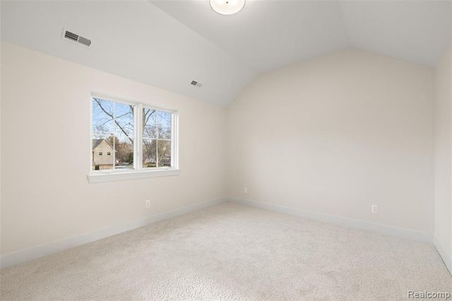 2802 Heathfield Road, Bloomfield Hills, MI 48301