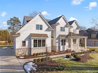 2802 Heathfield Road, Bloomfield Hills, MI 48301