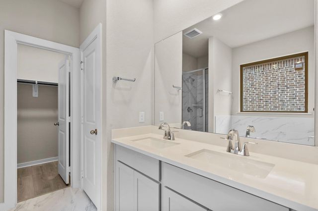 12335 Ridge Top Court, Conroe, TX 77304