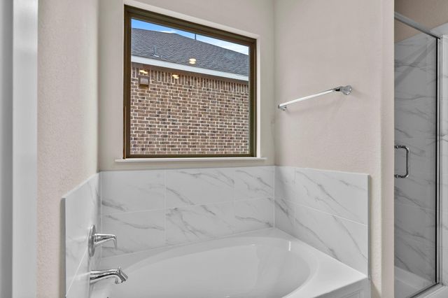 12335 Ridge Top Court, Conroe, TX 77304