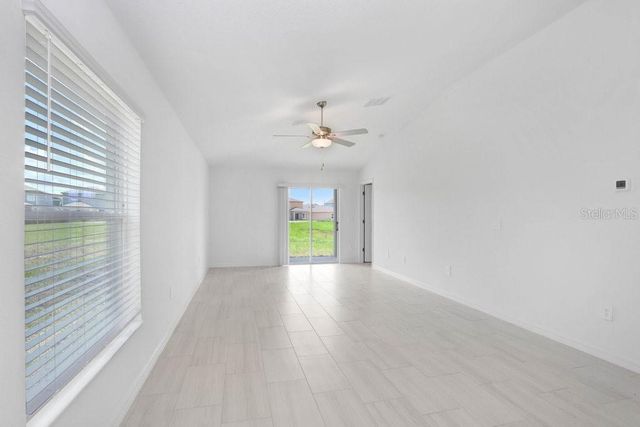 11545 RADIANT SHORE LOOP, San Antonio, FL 33576