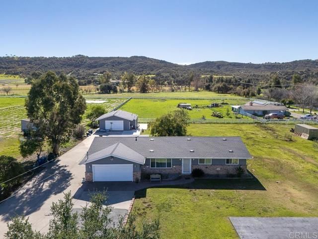 29807 Valley Center Rd., Valley Center, CA 92082