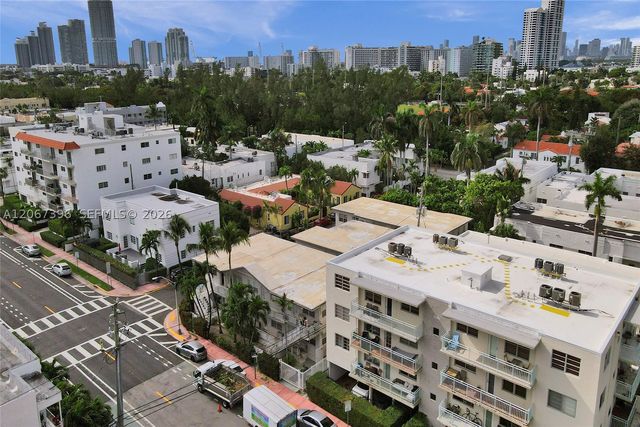 717 Espanola Way 204, Miami Beach, FL 33139