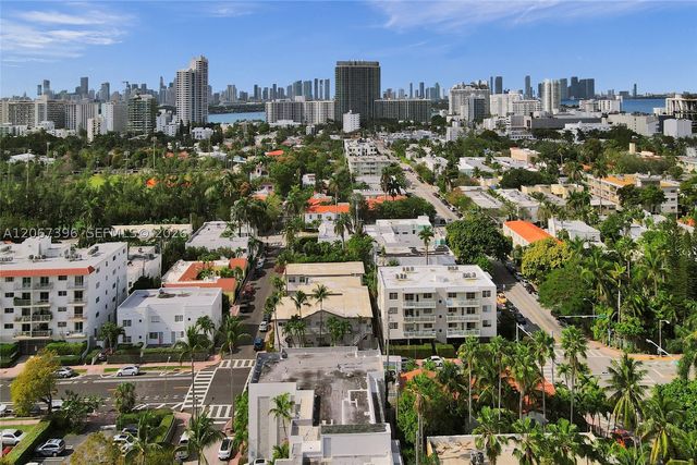 717 Espanola Way 204, Miami Beach, FL 33139