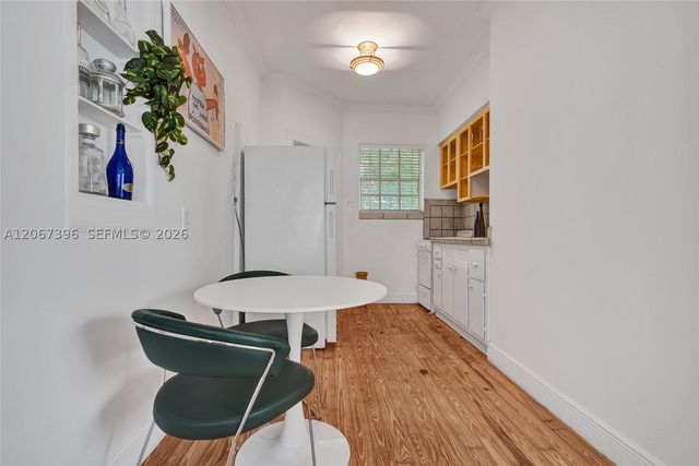 717 Espanola Way 204, Miami Beach, FL 33139