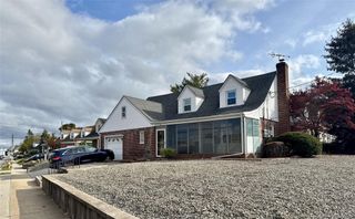 29 N Long Beach Road 1, Rockville Centre, NY 11570