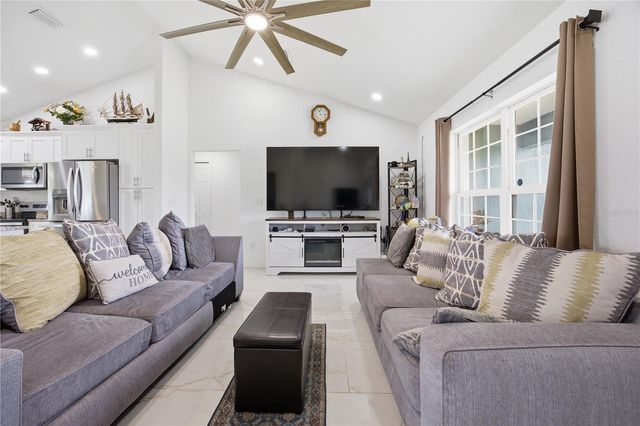39 DOGWOOD TRAIL, Ocala, FL 34472
