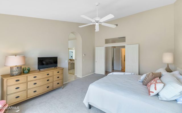 9013 W KERRY Lane, Peoria, AZ 85382