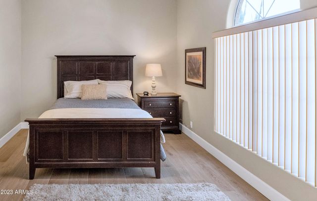 9013 W KERRY Lane, Peoria, AZ 85382