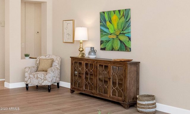 9013 W KERRY Lane, Peoria, AZ 85382