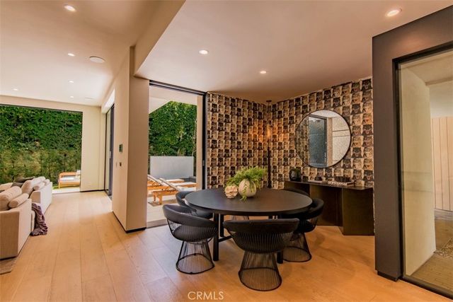 9018 Dorrington Avenue, West Hollywood, CA 90048