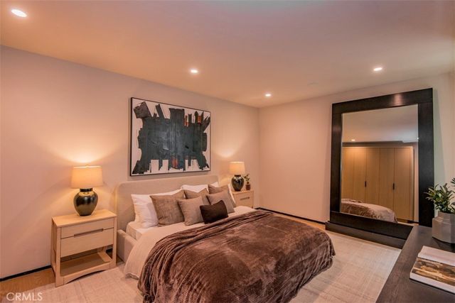 9018 Dorrington Avenue, West Hollywood, CA 90048