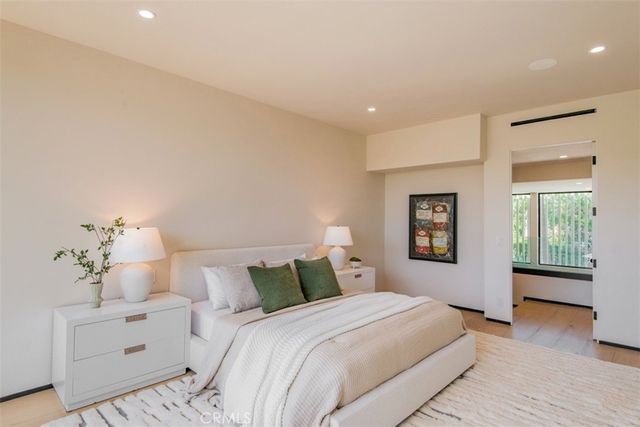 9018 Dorrington Avenue, West Hollywood, CA 90048