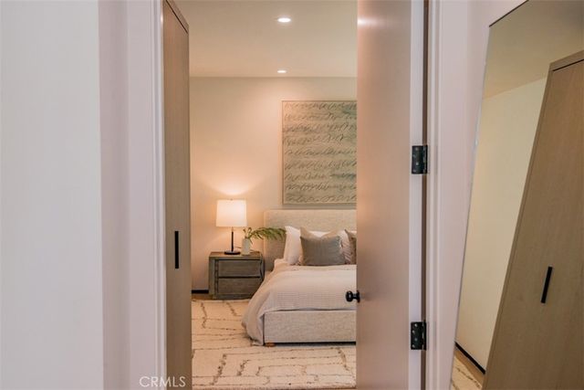 9018 Dorrington Avenue, West Hollywood, CA 90048