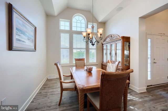 50 FOX RUN RD, Hanover, PA 17331