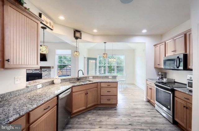 50 FOX RUN RD, Hanover, PA 17331