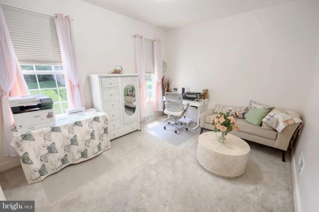 50 FOX RUN RD, Hanover, PA 17331