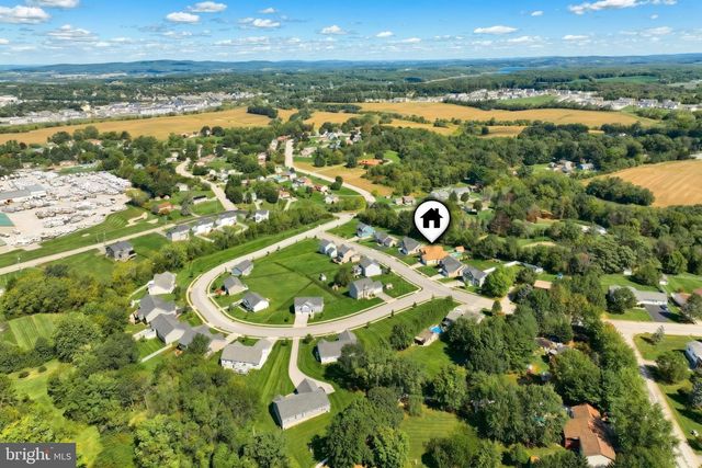 50 FOX RUN RD, Hanover, PA 17331