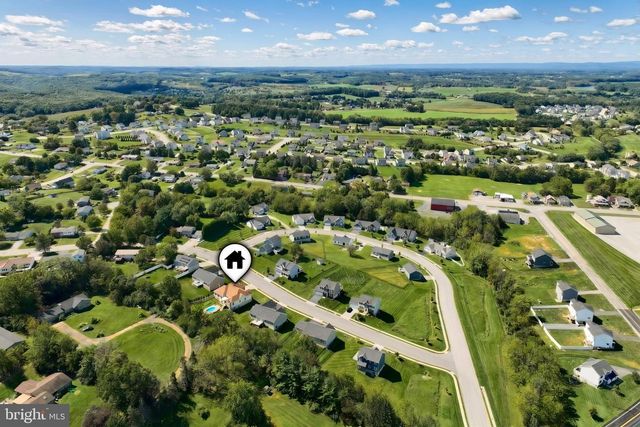 50 FOX RUN RD, Hanover, PA 17331