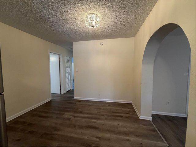 1740 W WALNUT STREET, Tampa, FL 33607