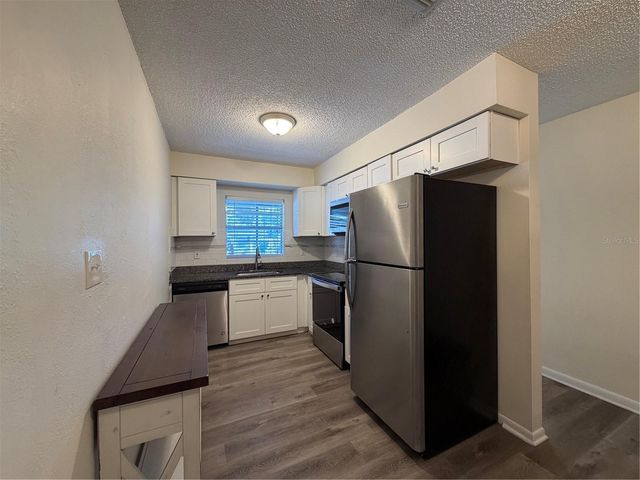 1740 W WALNUT STREET, Tampa, FL 33607