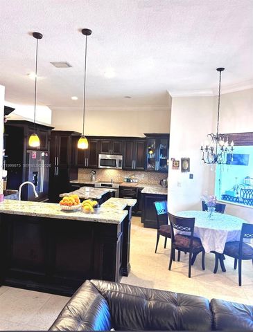 9494 SW 125th Ter, Miami, FL 33176