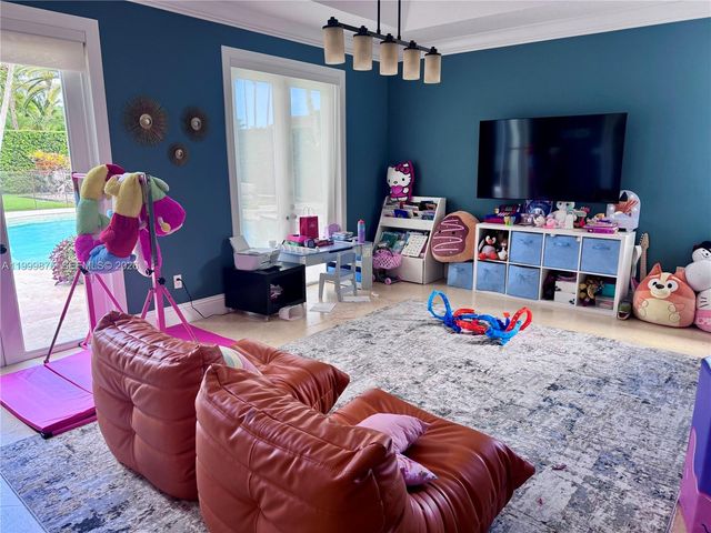 9494 SW 125th Ter, Miami, FL 33176