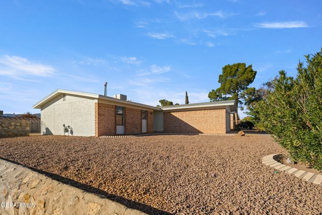 10701 OPALSTONE Street, El Paso, TX 79924