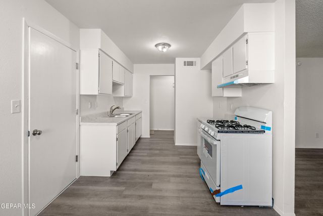 10701 OPALSTONE Street, El Paso, TX 79924