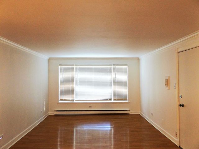 8751 W 79th Street 1, Justice, IL 60458