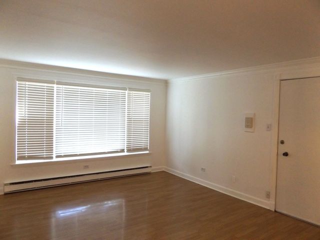 8751 W 79th Street 1, Justice, IL 60458