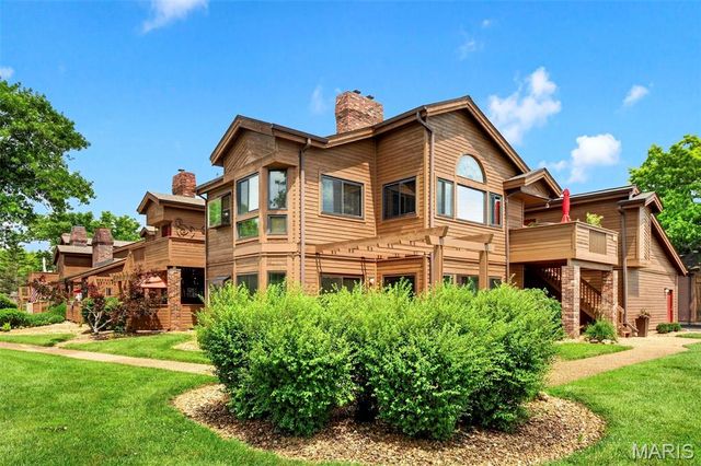 1401 Hemingway Lane H, Weldon Spring, MO 63304