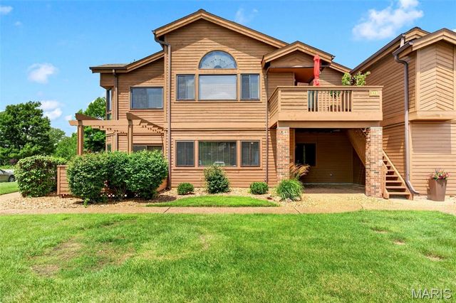 1401 Hemingway Lane H, Weldon Spring, MO 63304