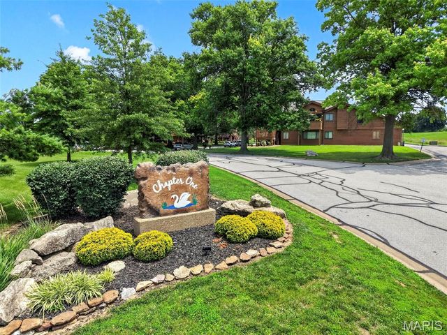 1401 Hemingway Lane H, Weldon Spring, MO 63304