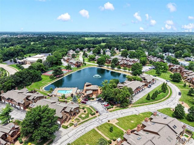 1401 Hemingway Lane H, Weldon Spring, MO 63304