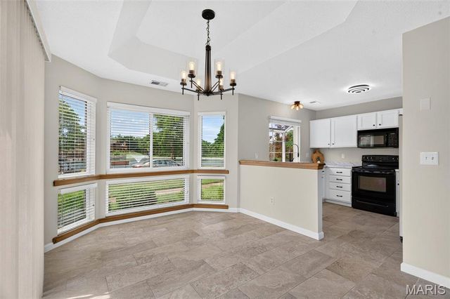 1401 Hemingway Lane H, Weldon Spring, MO 63304