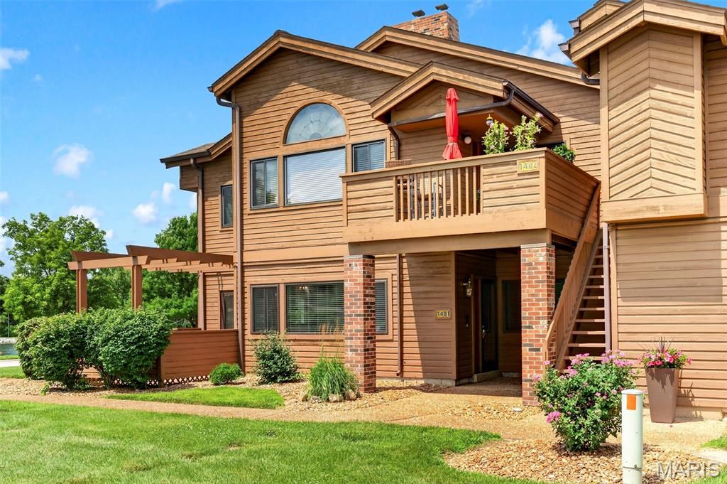 1401 Hemingway Lane H, Weldon Spring, MO 63304