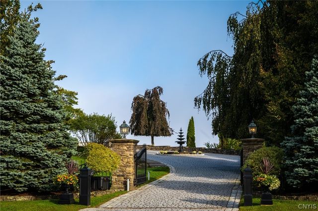 15 Meadowood Lane, Chenango, NY 13901