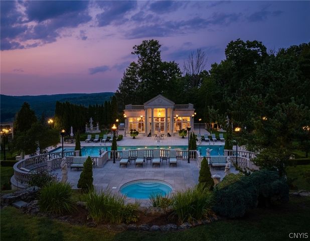 15 Meadowood Lane, Chenango, NY 13901