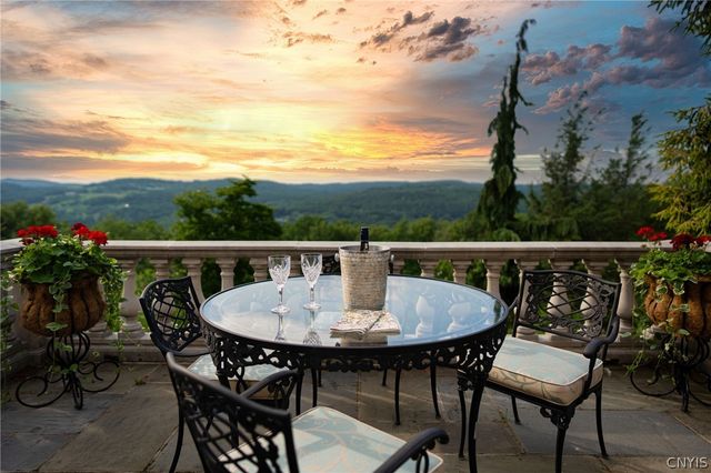 15 Meadowood Lane, Chenango, NY 13901