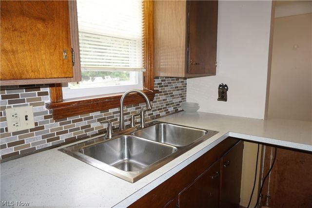 3938 E 364th Street, Willoughby, OH 44094