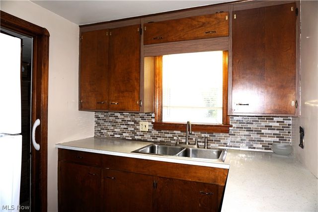 3938 E 364th Street, Willoughby, OH 44094